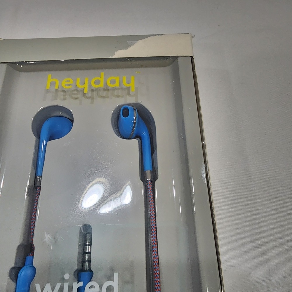 Heyday Wired Earbuds 2 Pack Green And Blue New Other - Picture 6 of 7